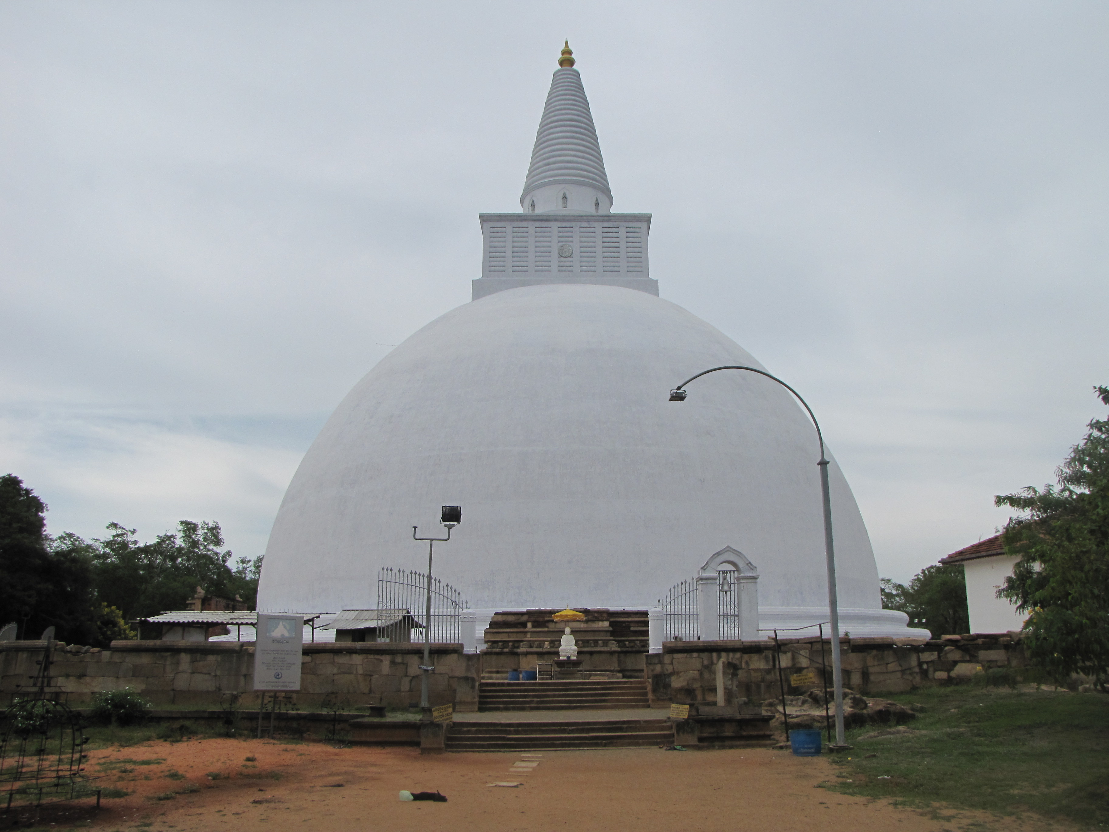 Anuradhapura Mirisawetiya